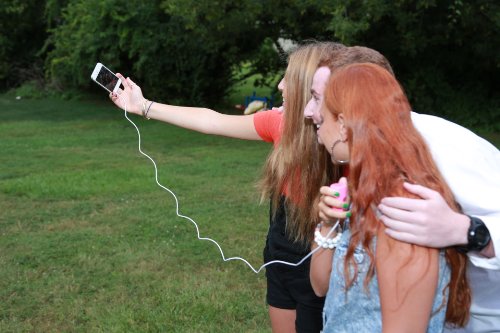 GabbaGoods #TheSelfie Camera Remote Shutter Release for Apple iPhone, iPad, and iPod touch