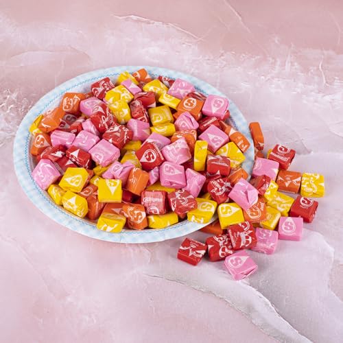 Starburst Chewy Candy-Assorted Fruit Flavors - Made with Real Fruit Juice - Gluten-Free - Perfect for Snacking and Sharing - Ideal for Candy Bowls, Dessert Tables, Parties, Halloween and More - Individually Wrapped 1.5LB Bag